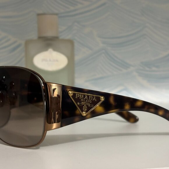 Prada Sunglasses SPR 57L 70E-6S1 120 3N - Authentic (Box included) - Picture 4 of 14